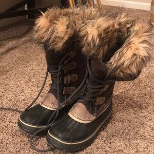 Sorel Brown and Black Winter Boots